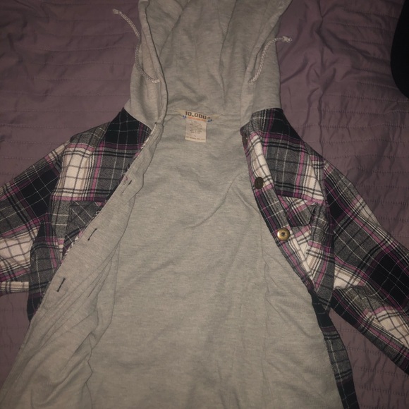 Hooded Button up sweatshirt - Picture 2 of 4